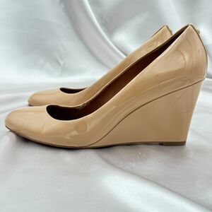 Coach Roni Nude Tan Patent Leather Wedge Heel Pumps Size 9.5